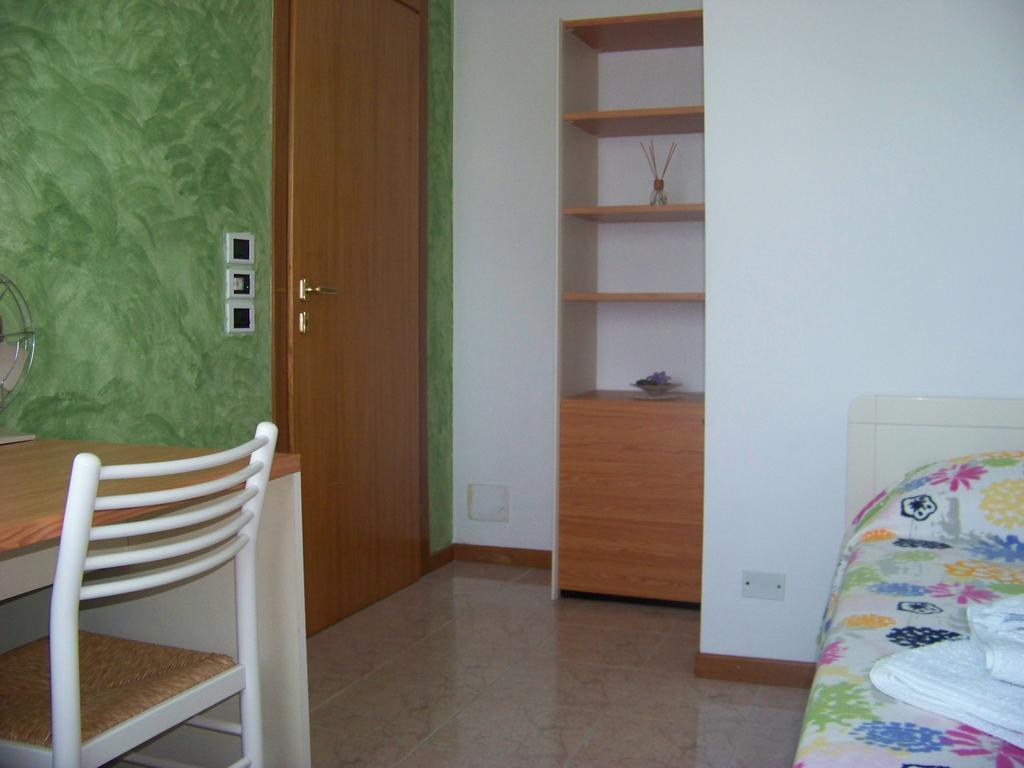 Residenza Capri Daire Vicenza Oda fotoğraf